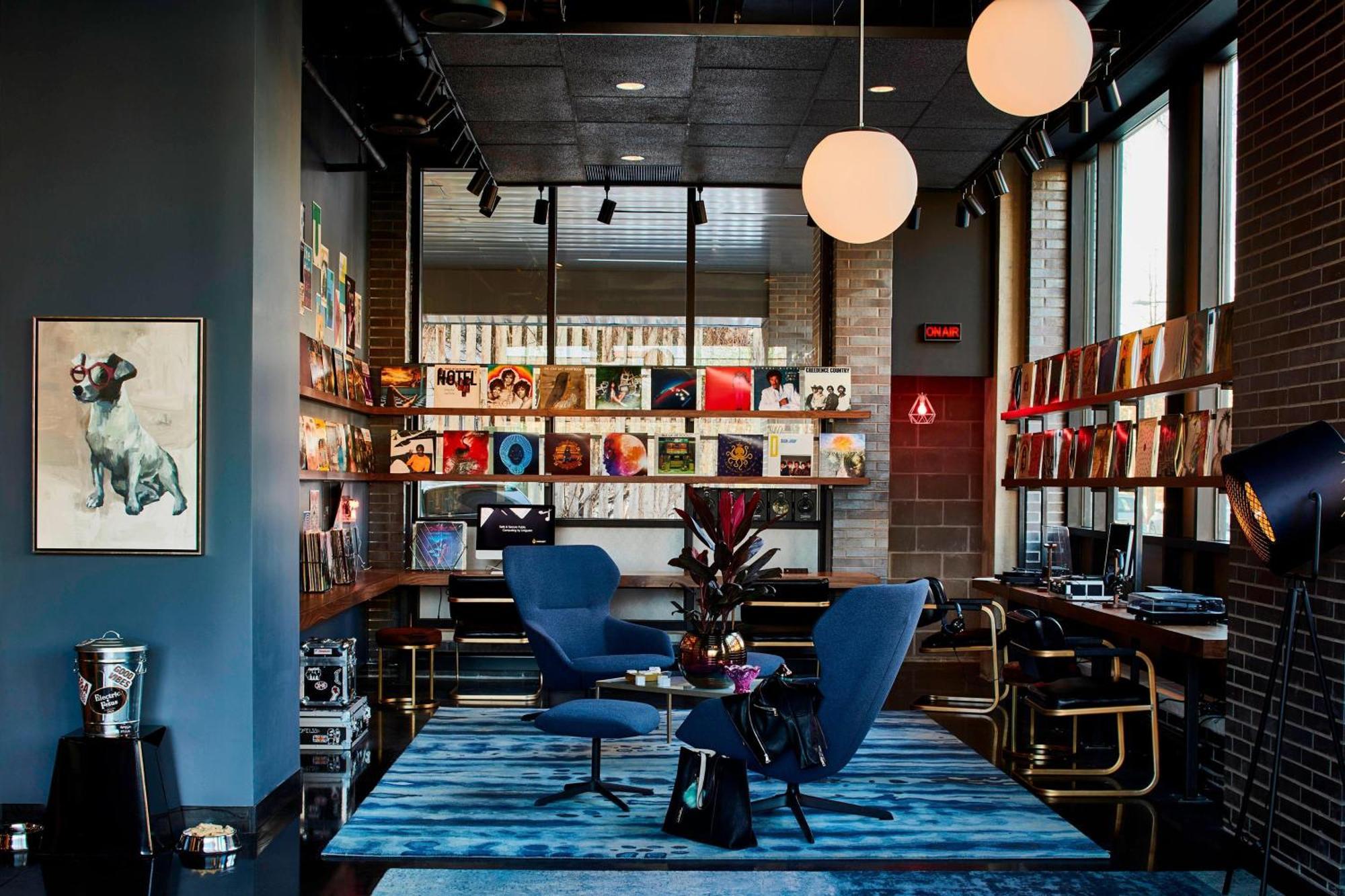 Moxy Minneapolis Uptown מראה חיצוני תמונה